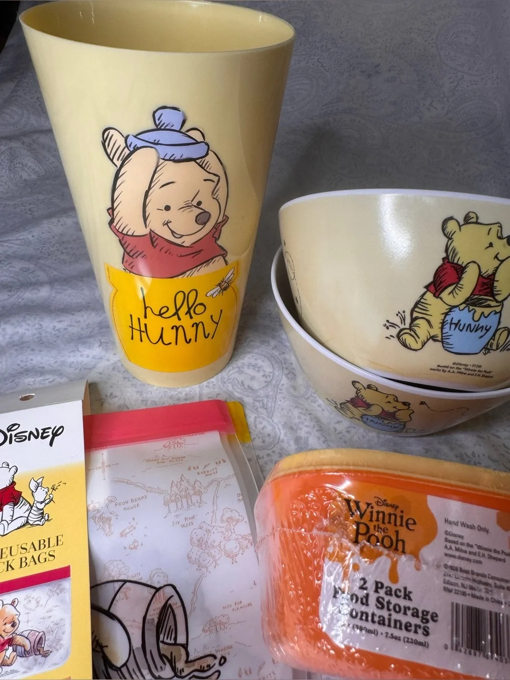 Disney Winnie the Pooh Snack & Drink Set